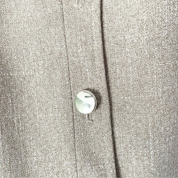 JM Studio by John Meyer Women’s Clasp Buttons Blazer  in Oatmeal Color Size 12 - Picture 6 of 9